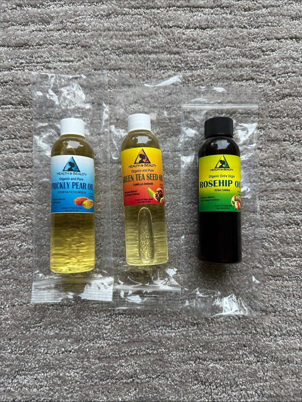 Prickly Pear Oil, Green Tea Seed Oil, Rosehip Oil- all included